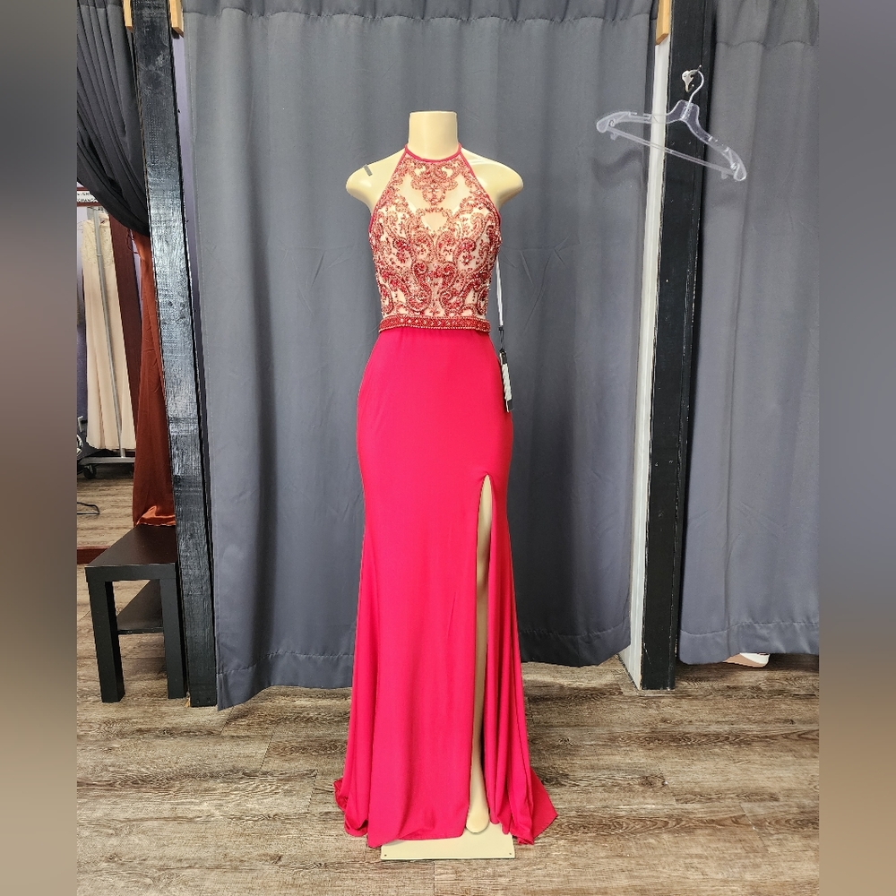 Red Trumpet Silhouette Gown with Beaded Top